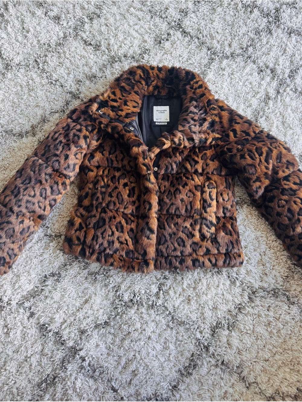 New/ Unused Abercrombie & Fitch Leopard Faux Fur Mini Puffer Jacket -Women Small